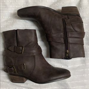 Crown Vintage Booties